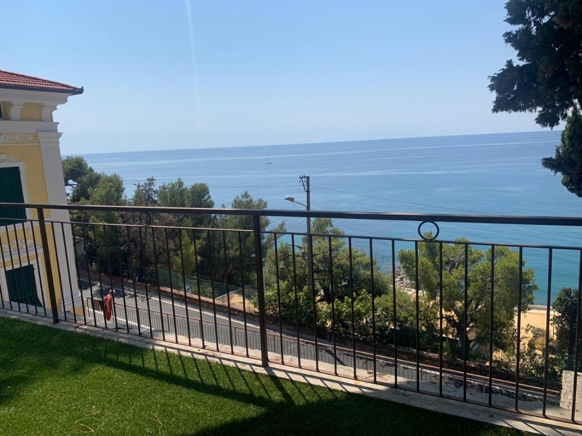 La Terrazza Nel Blu Daire Imperia Dış mekan fotoğraf